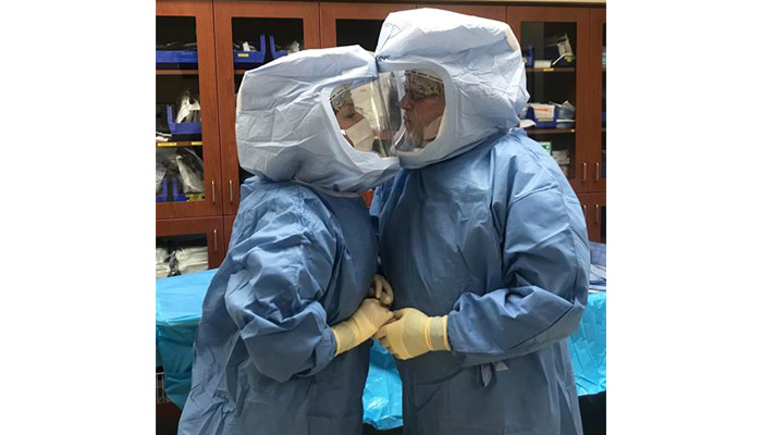 Jenn & Mike - Surg Tech Duo