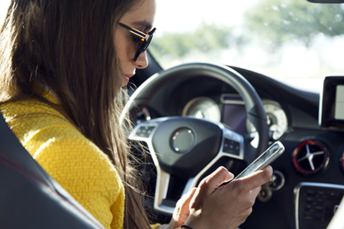 Travel safety tips on the road